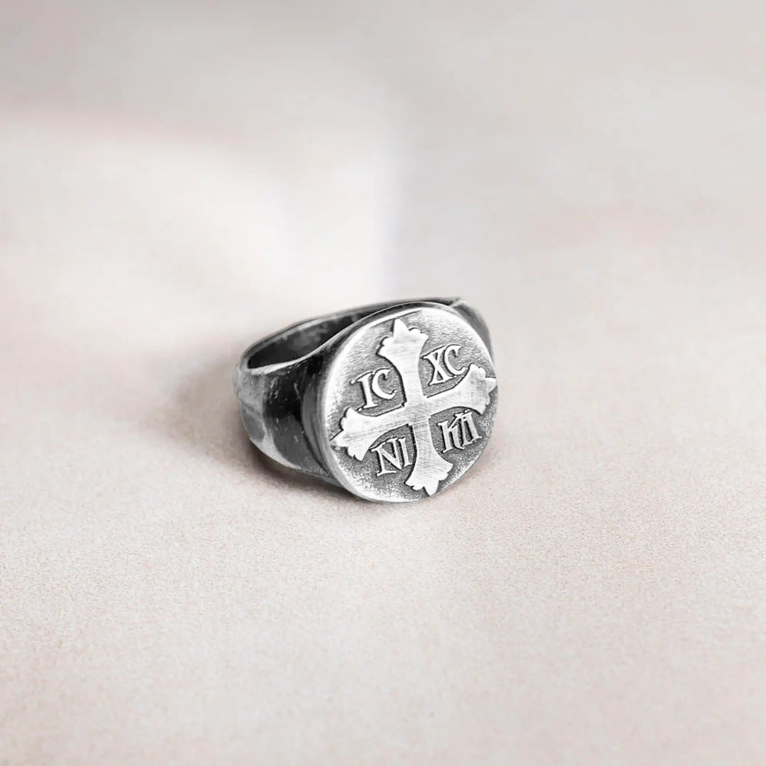 The Fifth Crusader ring