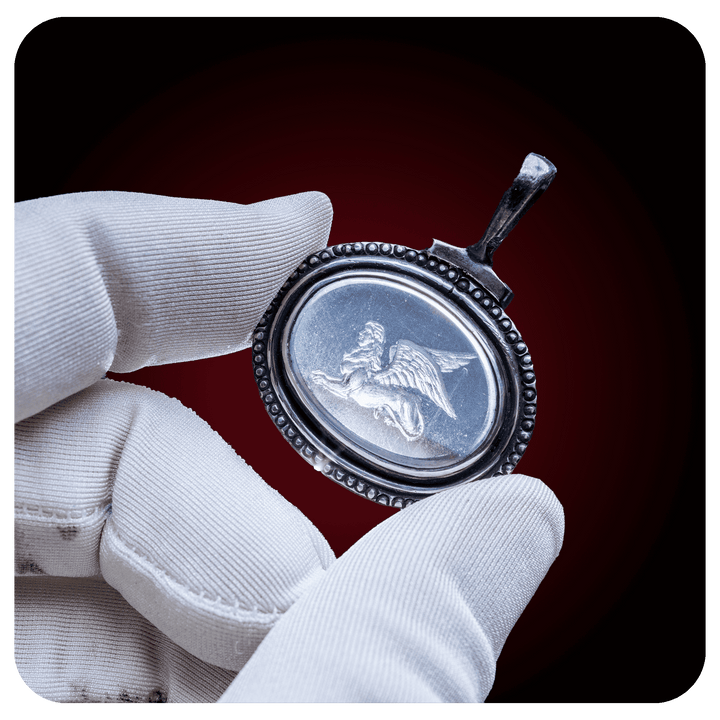THE SPHINX, Intaglio Pendant, Quartz Stone