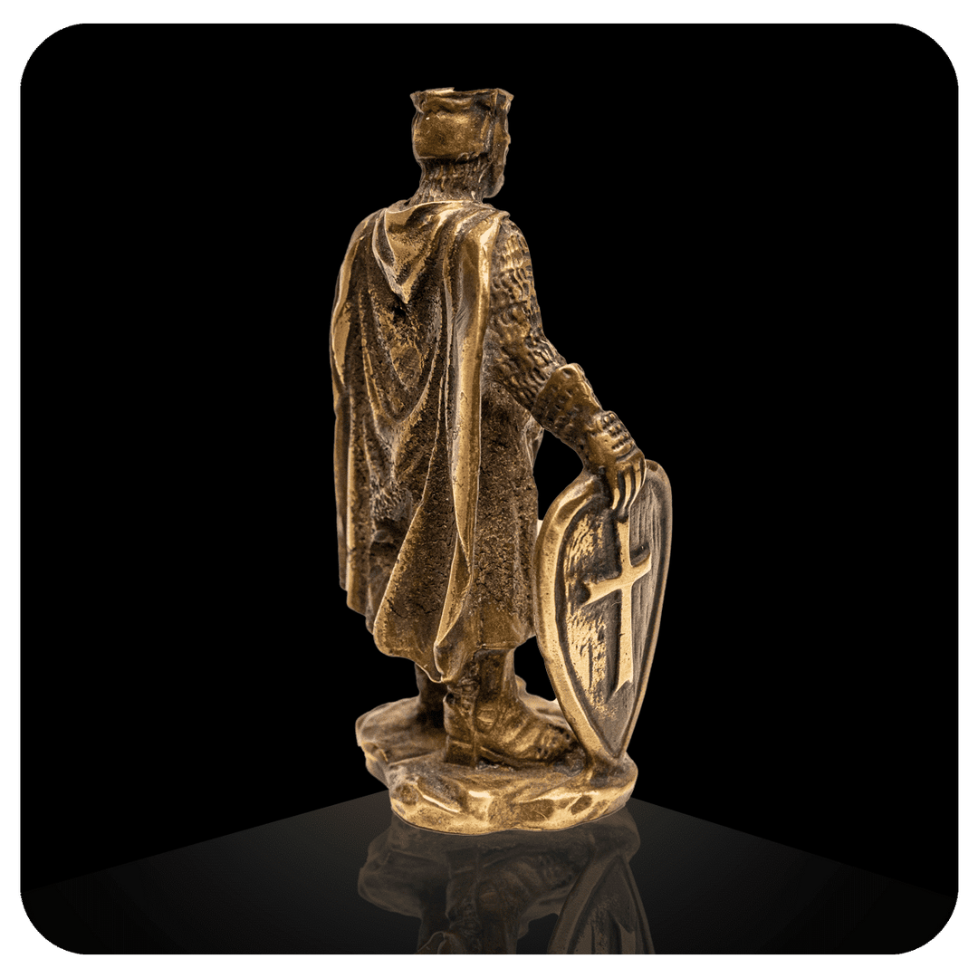 Crusader Statue