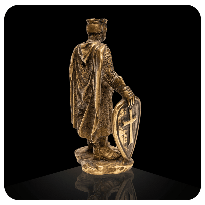 Crusader Statue