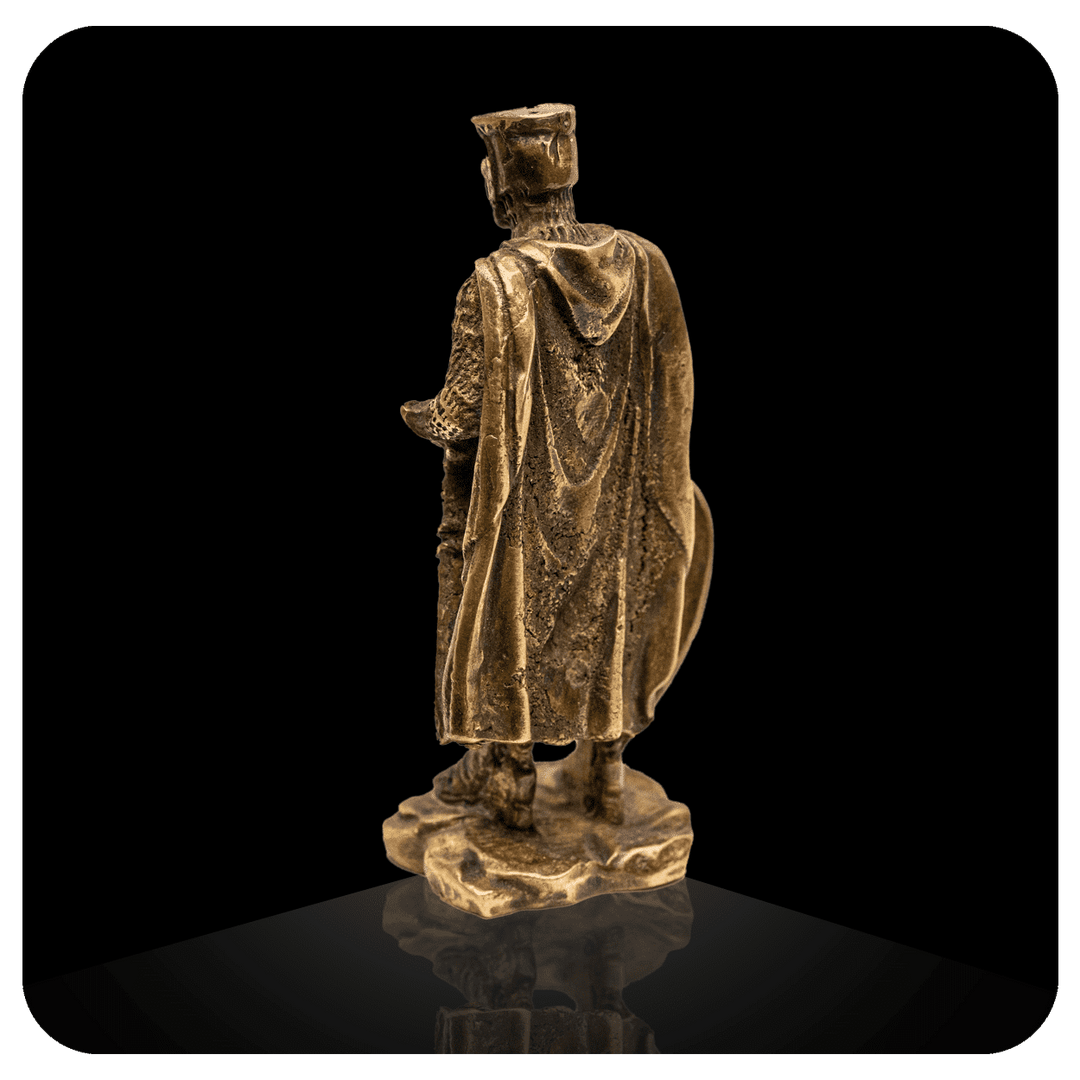 Crusader Statue