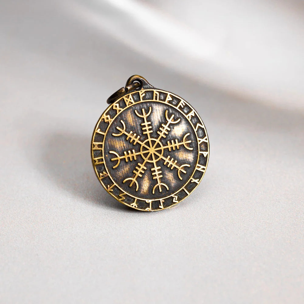 Ginnir | Helm of Awe Pendant