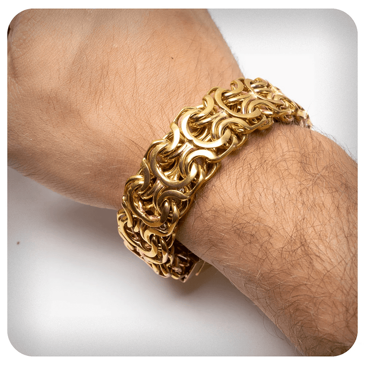 Centurion's Bold Roman Bracelet - SPQR SHOP