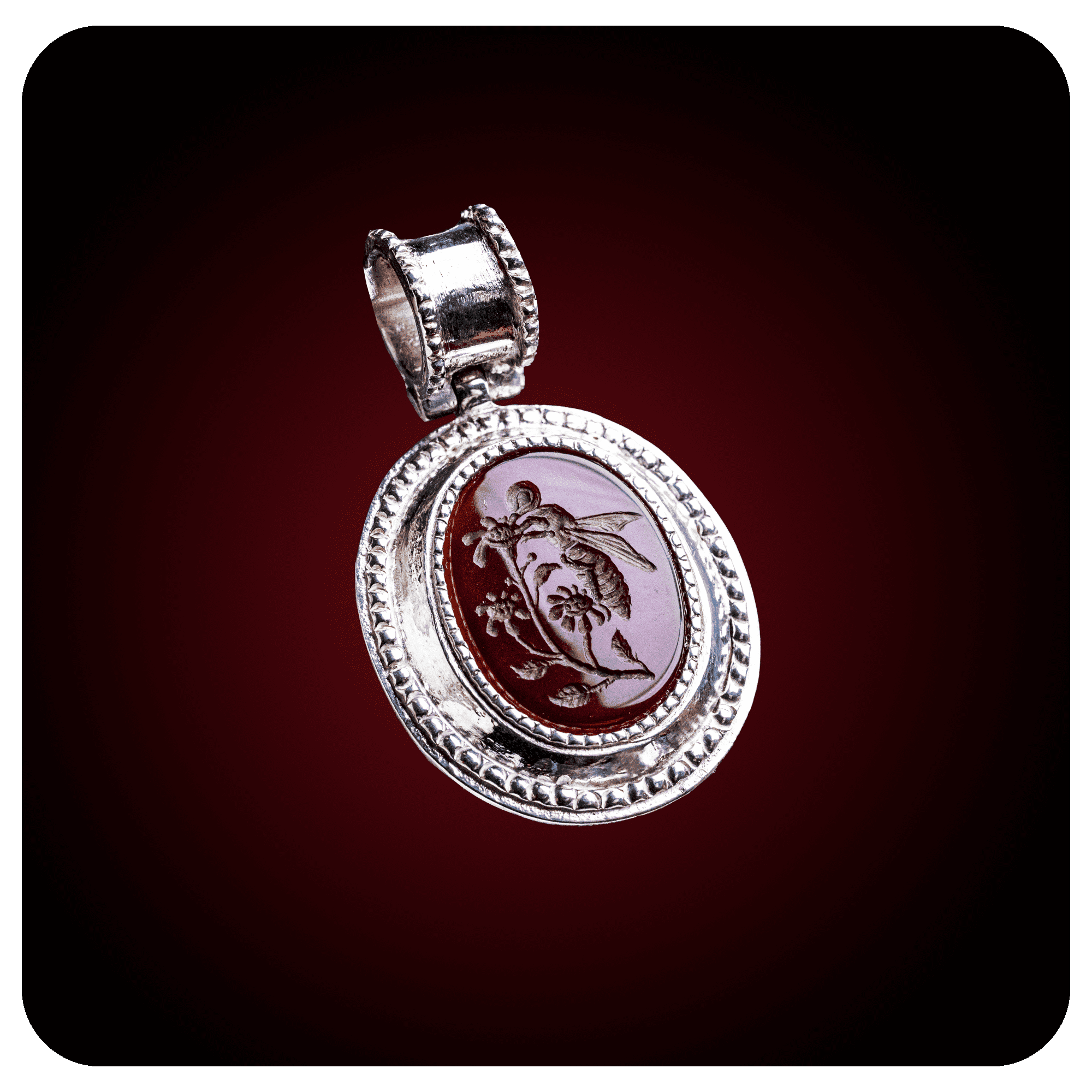 Humming bee, Intaglio Pendant, Carnelian Stone - SPQR SHOP