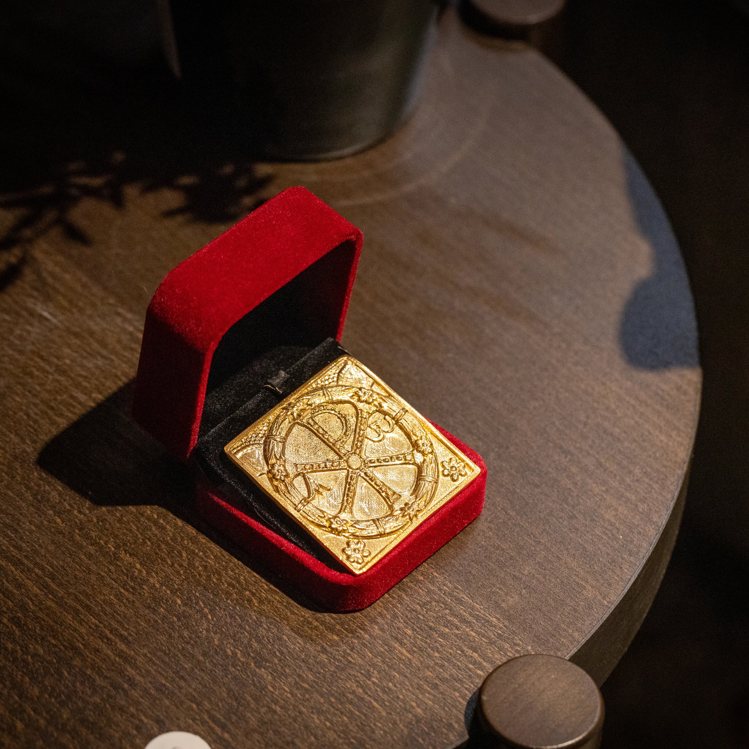 Chi-Rho Gold-Plated Plaque in Gold - SPQR SHOP