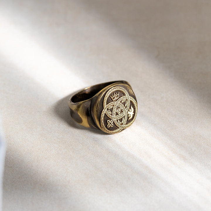 ETERNAL TRINITY RING – SACRED KNOT OF UNITY