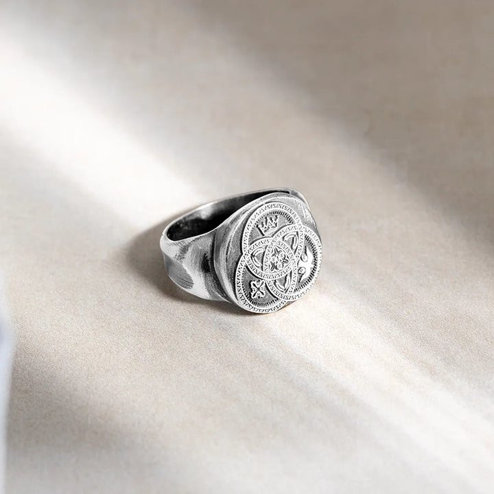 ETERNAL TRINITY RING – SACRED KNOT OF UNITY