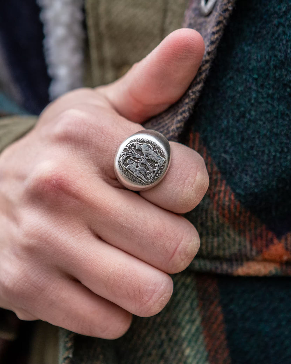 Poseidon and Athena worn on hand - SPQR SHOP