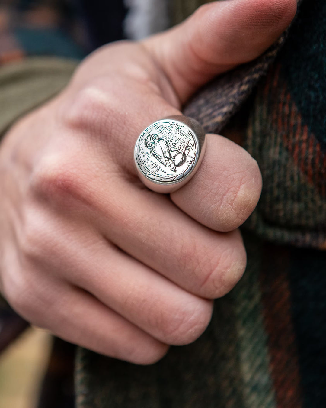 Owl II worn on hand - SPQR SHOP