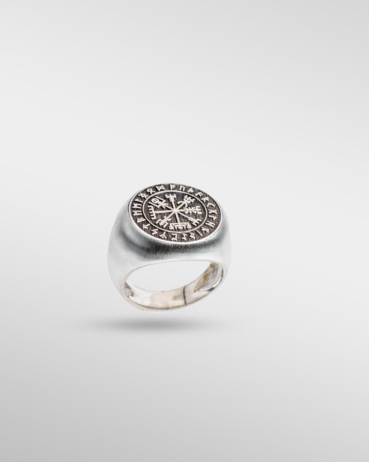 Celtic Shield in Silver - SPQR SHOP