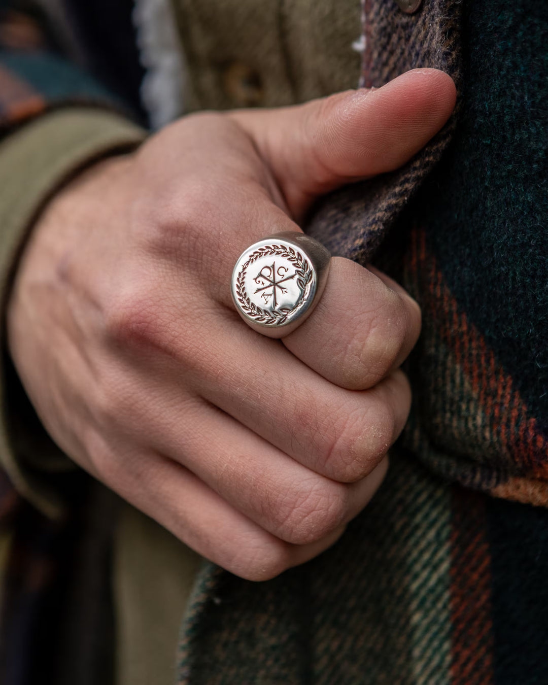 Chi Rho IV worn on hand - SPQR SHOP