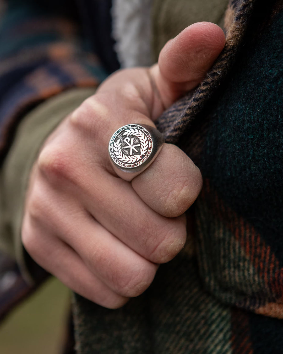 Chi Rho V worn on hand - SPQR SHOP