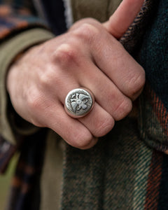 Twin Roman Eagle worn on hand - SPQR SHOP