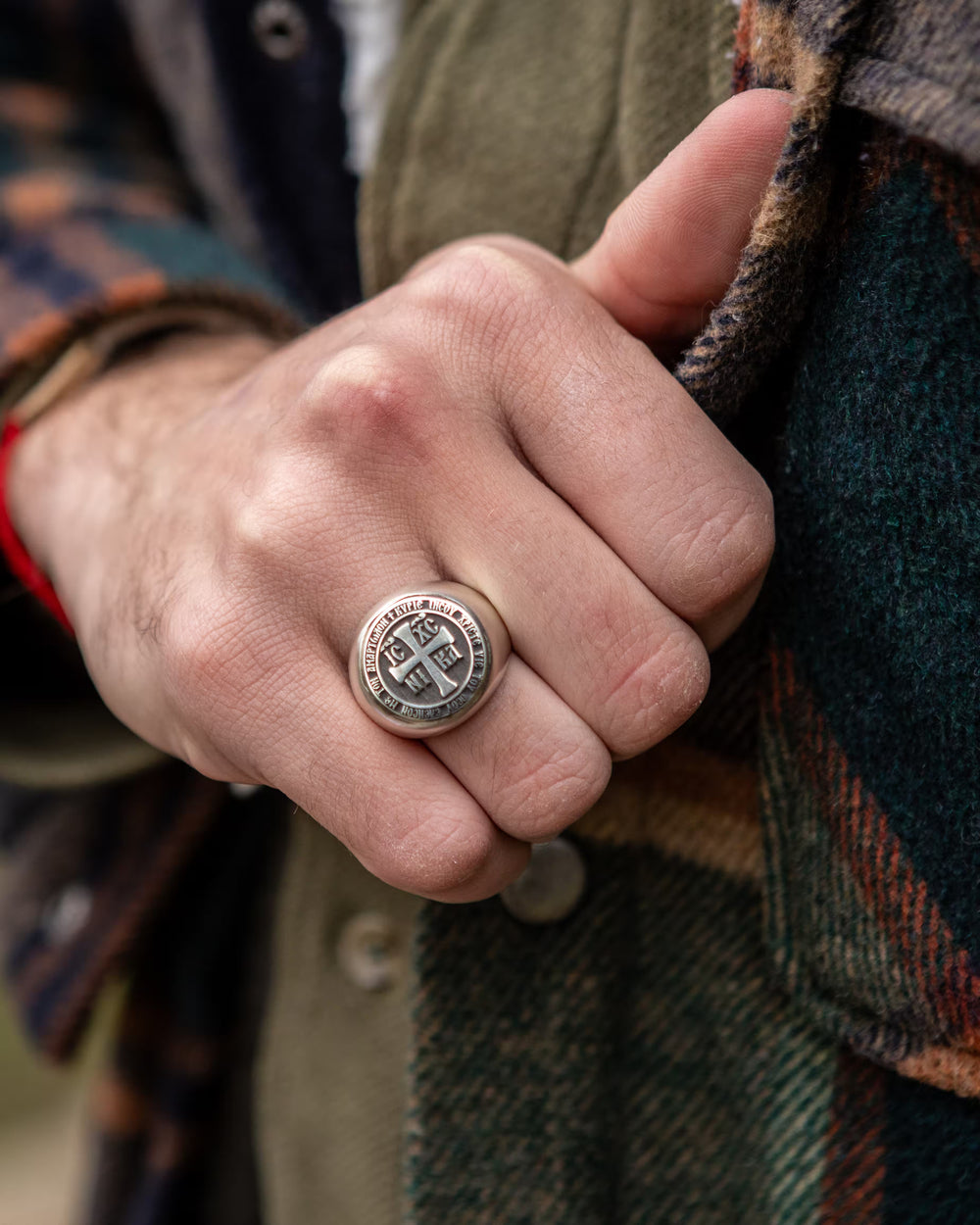 The Victory of Christ - Crusader Ring worn on hand - SPQR SHOP