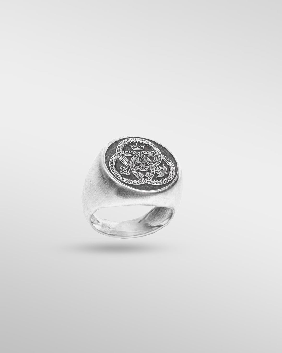 ETERNAL TRINITY RING – SACRED KNOT OF UNITY in Silver - SPQR SHOP