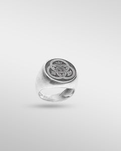 ETERNAL TRINITY RING – SACRED KNOT OF UNITY in Silver - SPQR SHOP